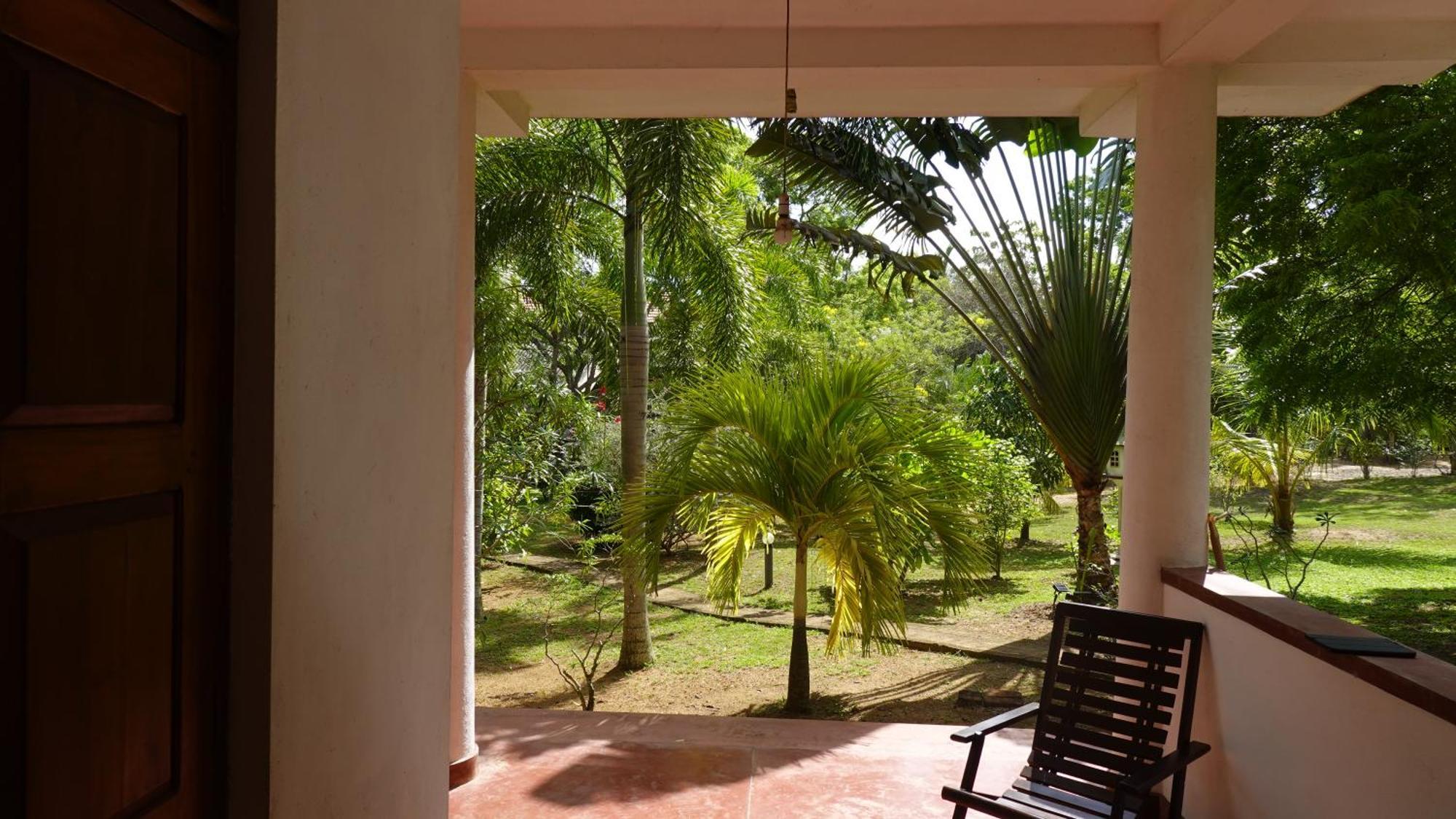 Salt Lake Cabanas&Restaurant Tangalle Exterior foto