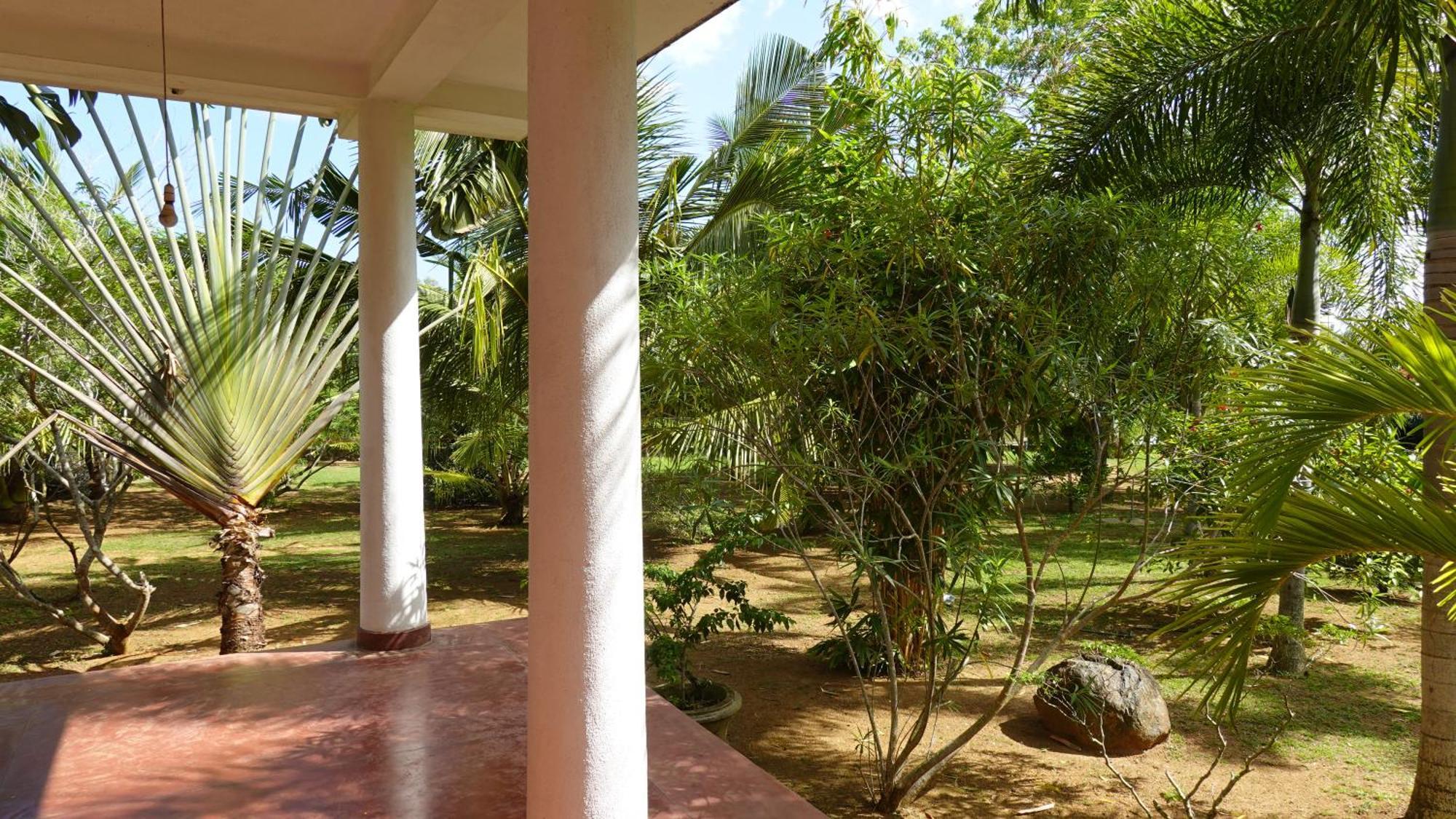 Salt Lake Cabanas&Restaurant Tangalle Exterior foto